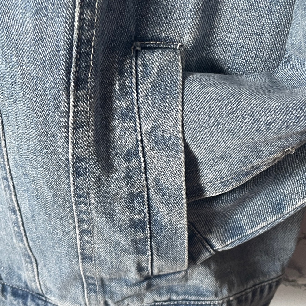 ARULA 1X NWT Blue Jean Jacket with Smiley Patch - Picture 4 of 8
